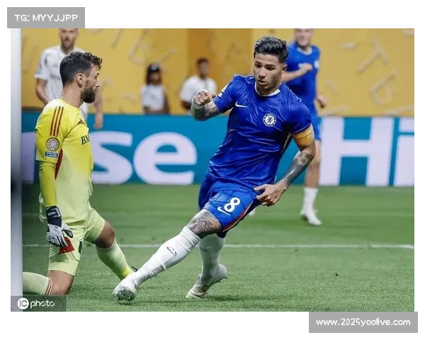 恩佐绝平后跪地庆祝,切尔西逆境展现韧性