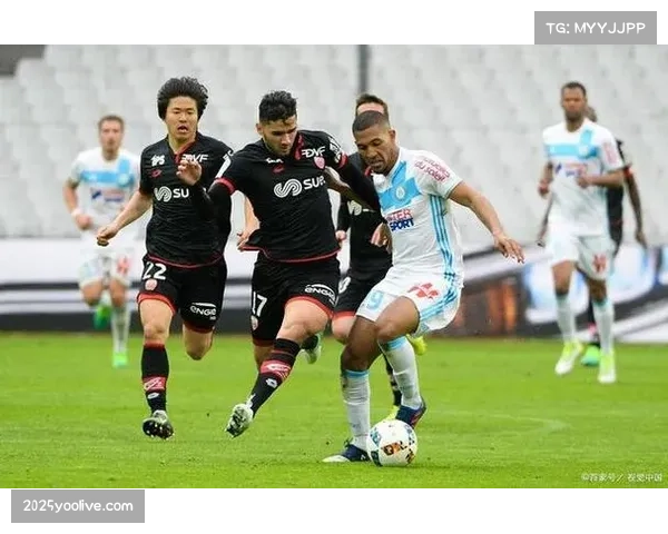 从悬崖边到晋级：多特蒙德次回合逆转马赛的战术脉络